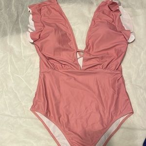 Women’s swim suit